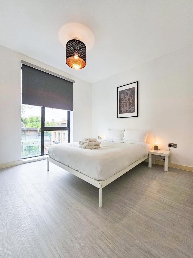 Centrally Located Spacious Flat Near Canary Wharf London Exterior foto