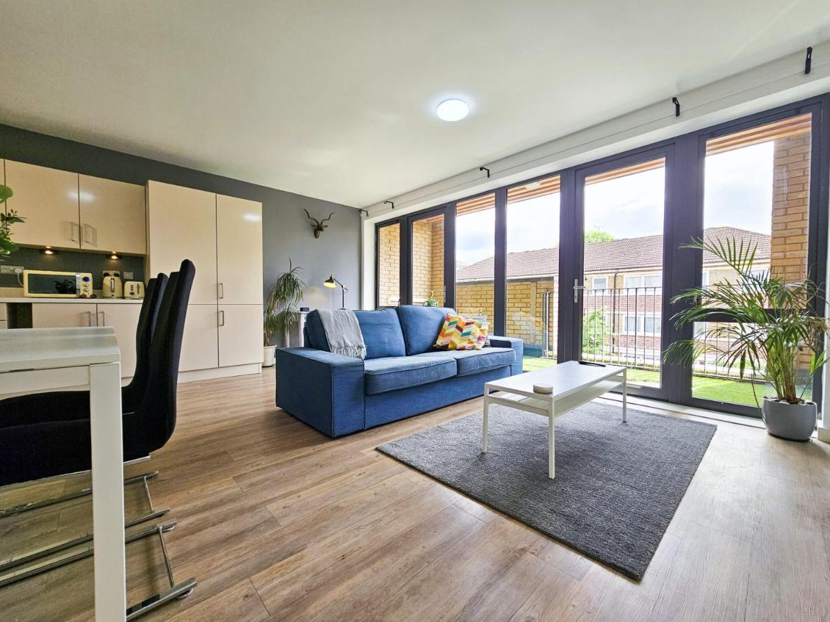 Centrally Located Spacious Flat Near Canary Wharf London Exterior foto