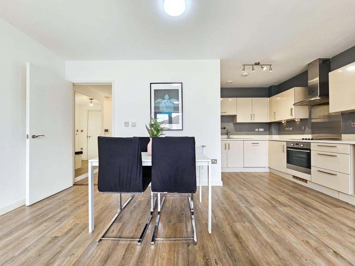 Centrally Located Spacious Flat Near Canary Wharf London Exterior foto